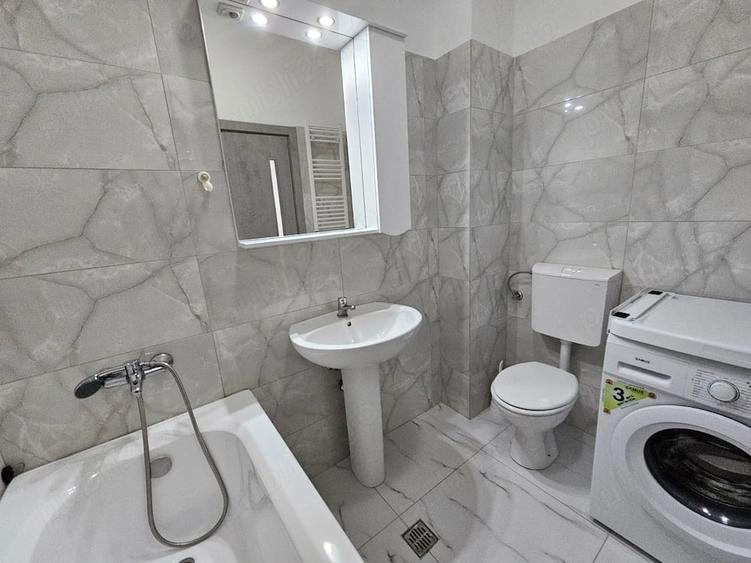 Apartament cu 2 camere decomandat în Roșu