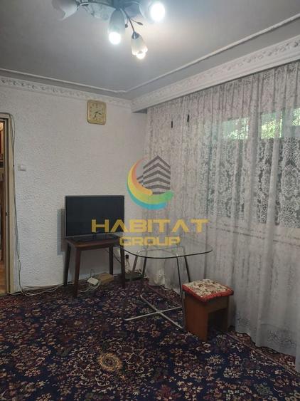 Apartament cu 3 camere semidecomandat în Alexandru Obregia