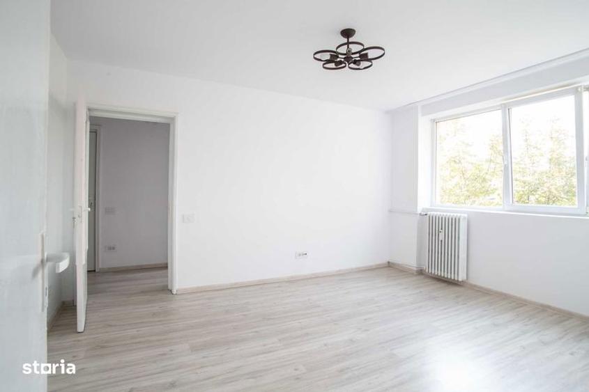 Apartament cu 3 camere în Ștefan cel Mare