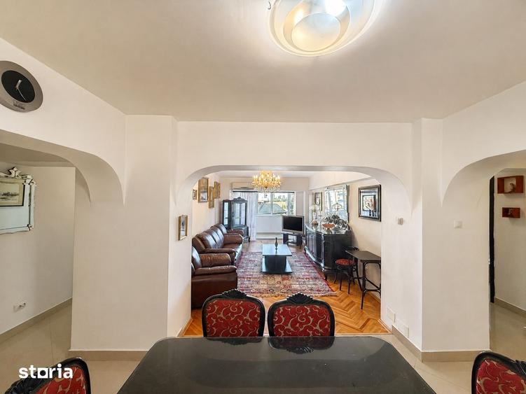Apartament cu 4 camere decomandat în Centrul Civic