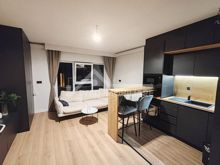 Apartament cu 2 camere semidecomandat, mobilat în Florești