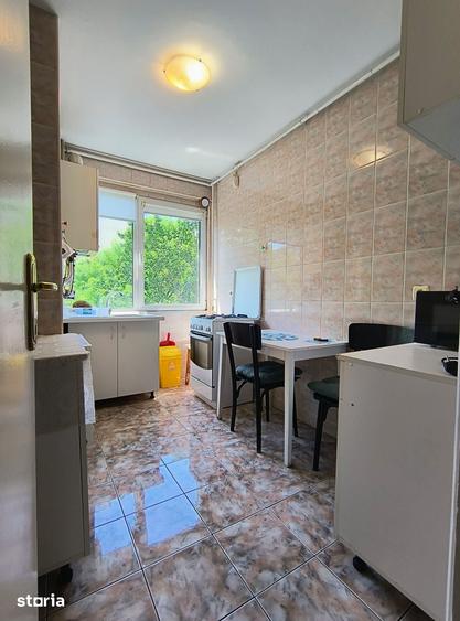Apartament cu 2 camere semidecomandat în Victoriei
