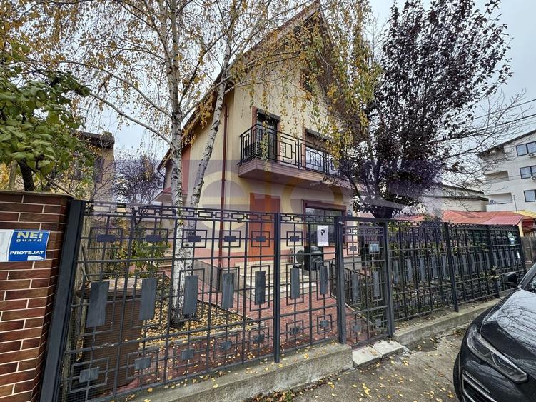 Casă individuală cu 4 camere cu Canalizare în Chitila