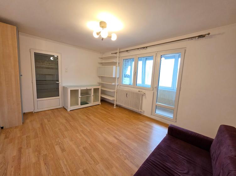 Apartament cu 3 camere decomandat, mobilat în Nicolae Grigorescu
