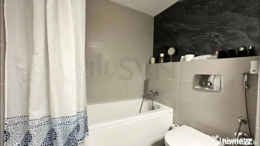 Apartament cu 4 camere semidecomandat în Herăstrău