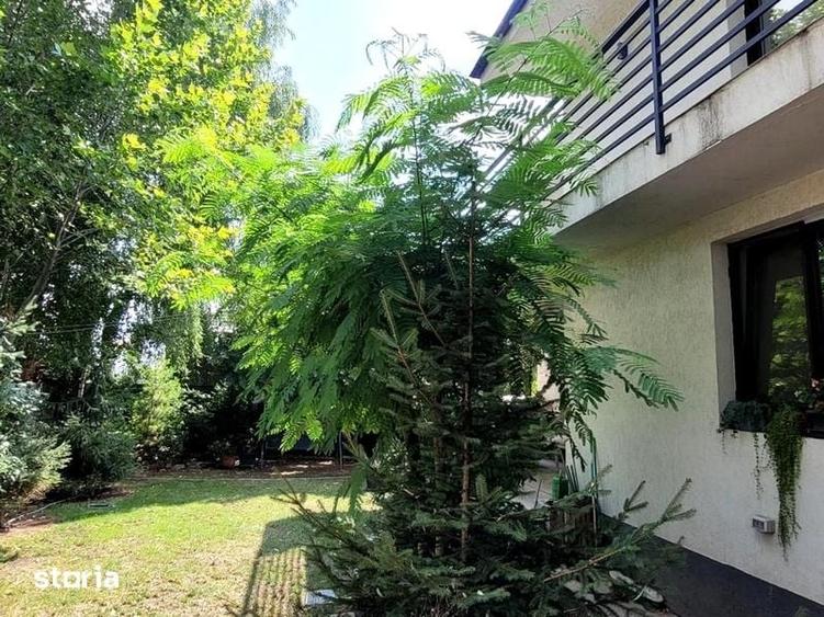 Casă cu 5 camere cu Teren 500 Mp în Corbeanca