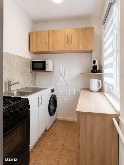 Apartament cu 3 camere semidecomandat în Circumvalațiunii
