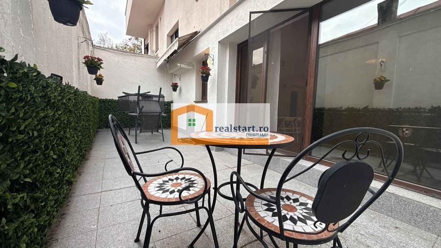 Apartament cu 4 camere decomandat, mobilat în Băneasa