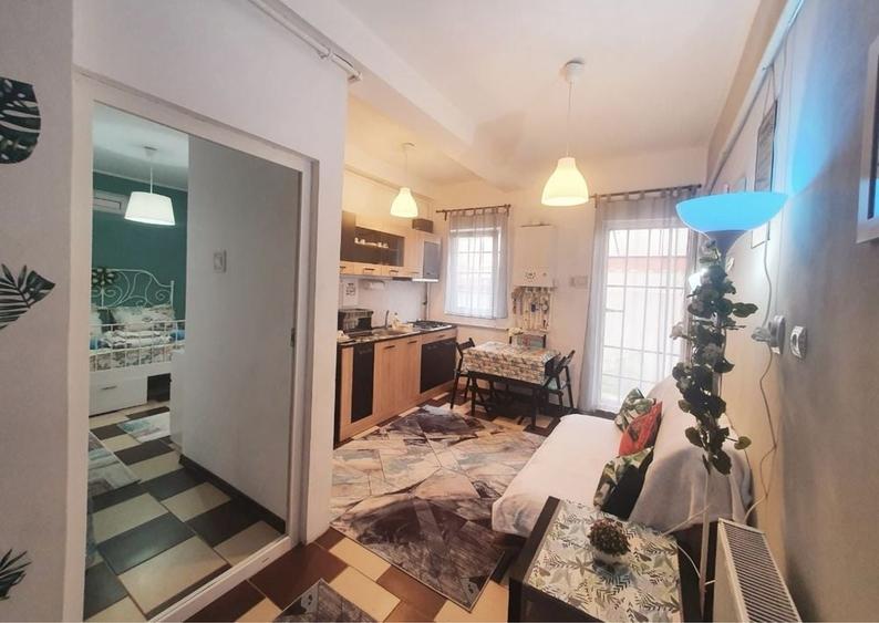 Apartament cu 2 camere semidecomandat în Năvodari