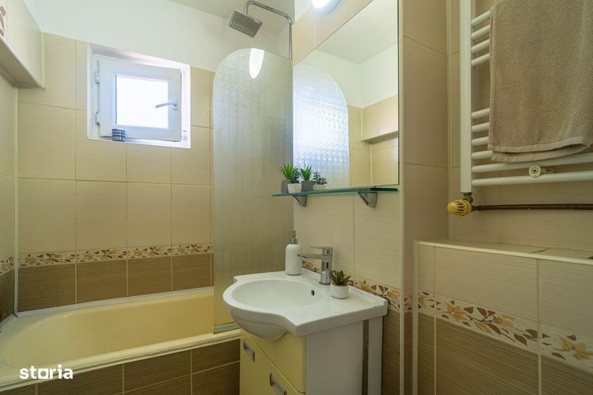 Apartament 5 camere Vlaicu Renovat, 2 bai, centrala proprie - 1