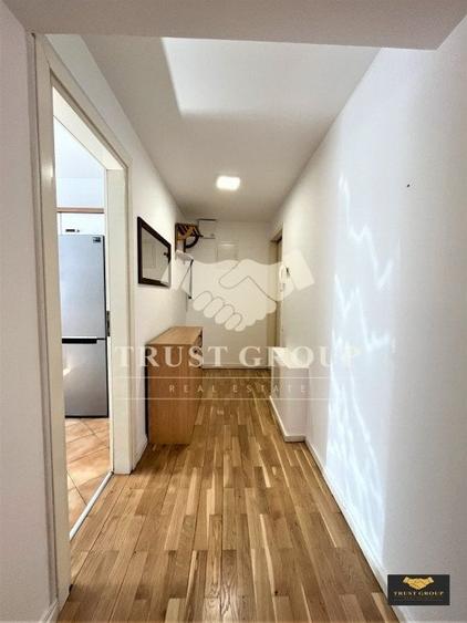 Apartament cu 3 camere semidecomandat, mobilat în Kiseleff