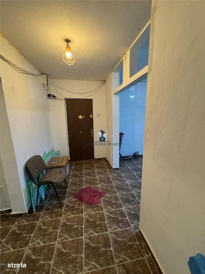 Apartament cu 3 camere decomandat în Brâncoveanu