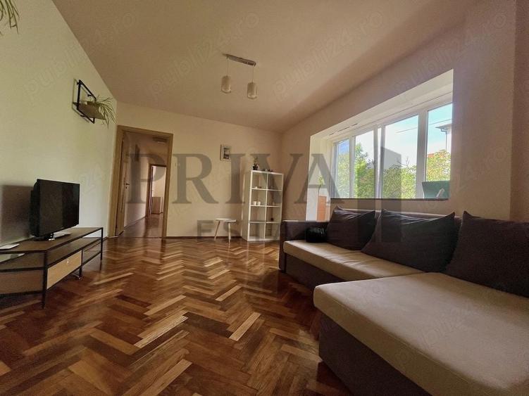 Apartament cu 3 camere semidecomandat, mobilat în Circumvalațiunii