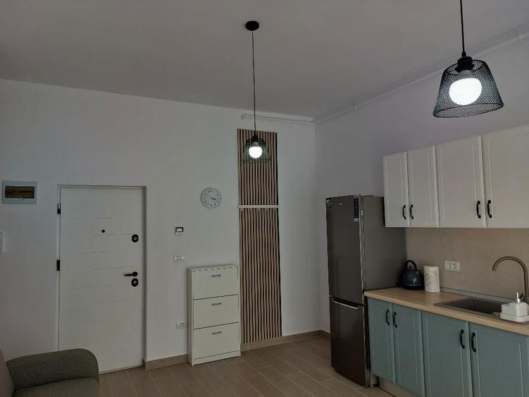 Apartament cu 2 camere decomandat, mobilat în Giroc