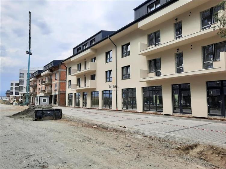 Spațiu comercial, de 76 mp, în Șelimbăr