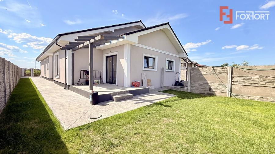 Duplex cu 3 camere cu Canalizare în Moșnița Nouă