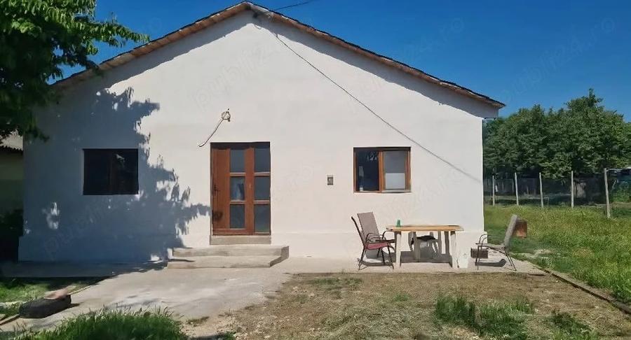 Casă cu Teren 10000 Mp în Cobadin