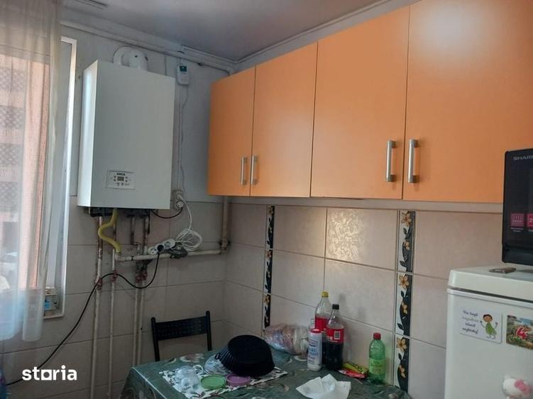 Apartament cu 2 camere decomandat în Dâmbu Pietros