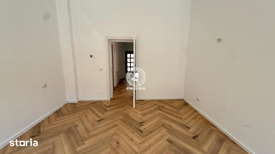 Casă cu 2 camere cu Teren 300 Mp în Central