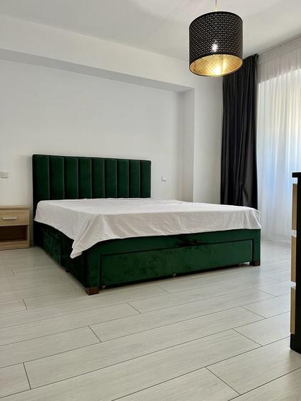 Apartament cu 2 camere decomandat în Titan