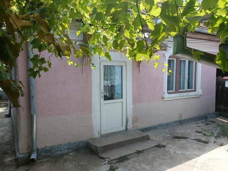 Casă cu 4 camere în Șimian