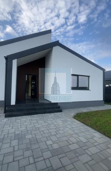 Casă cu 3 camere cu Teren 554 Mp în Tărlungeni