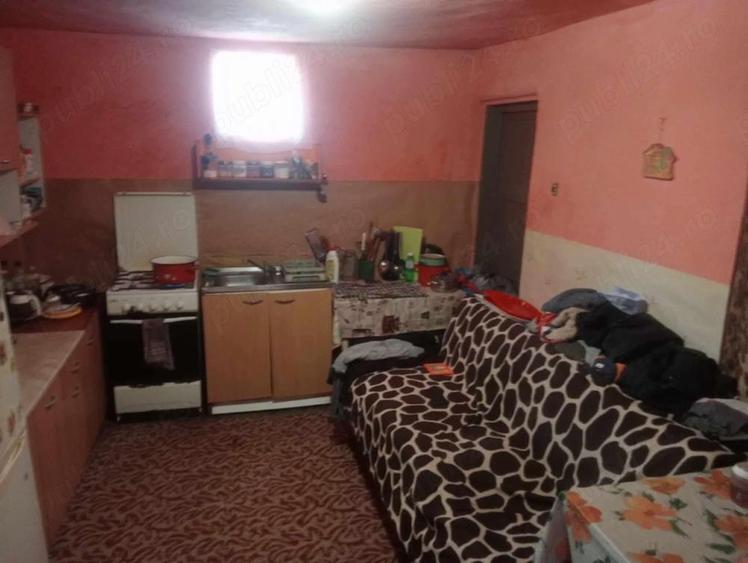 Casă cu 3 camere cu Teren 10075 Mp în Belfir