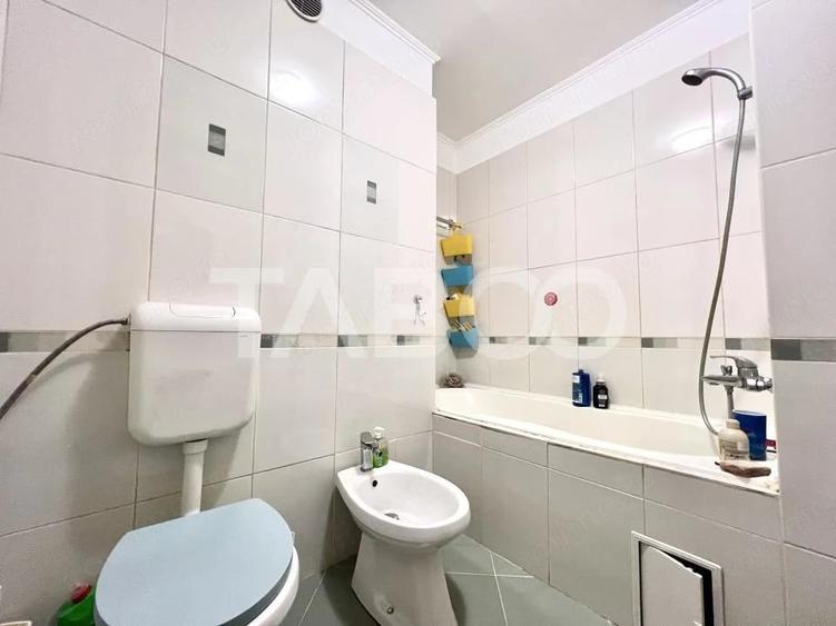 Apartament cu 4 camere semidecomandat în Gheorgheni