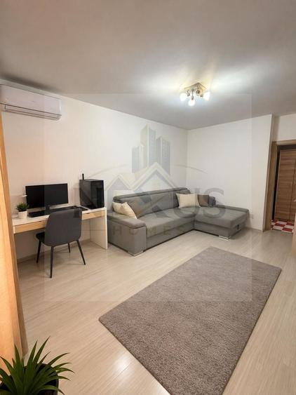 Apartament cu 2 camere decomandat, mobilat în Sud