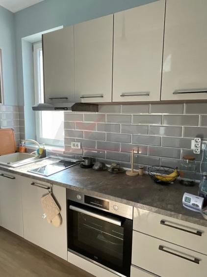 Apartament cu 2 camere semidecomandat, mobilat în Mamaia-Sat