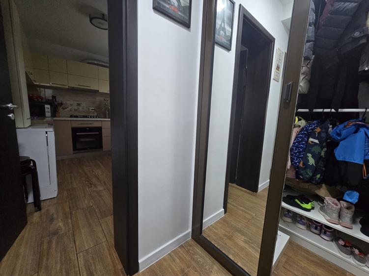 Apartament cu 4 camere decomandat, mobilat în Popas Păcurari