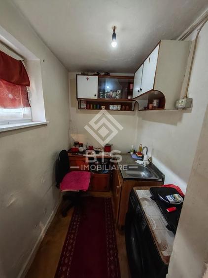 Apartament cu 2 camere semidecomandat în Decebal