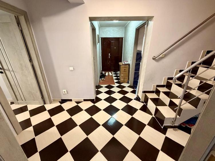Apartament cu 2 camere în Runcu