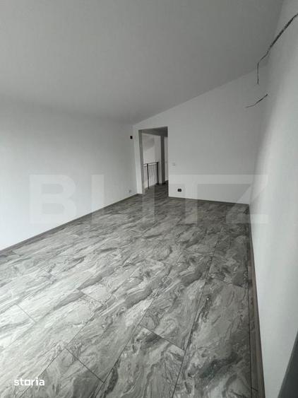 Casă cu 4 camere cu Teren 370 Mp în Malu Mare