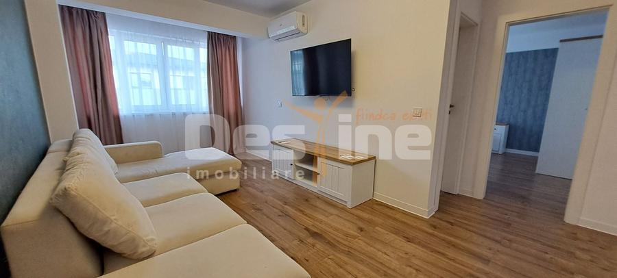 Apartament cu 2 camere semidecomandat, mobilat în Valea Adâncă