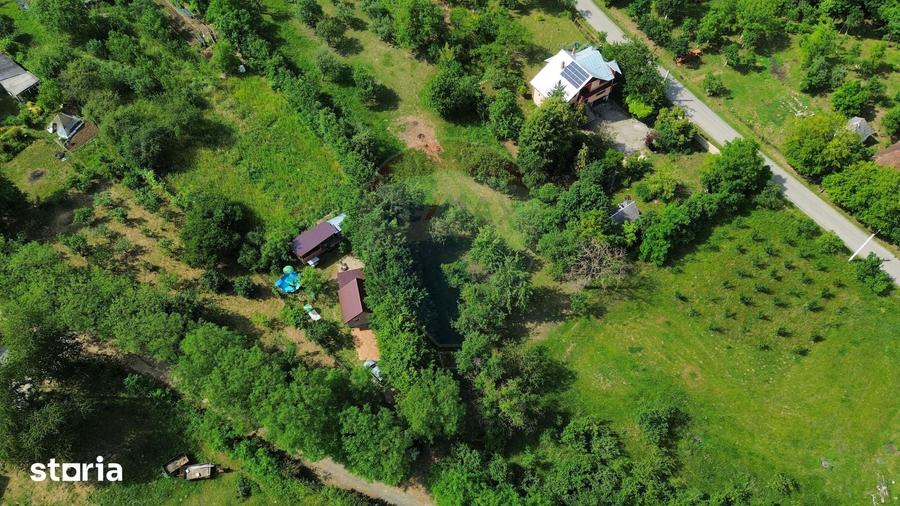Casă cu 2 camere cu Teren 450 Mp în Coltău