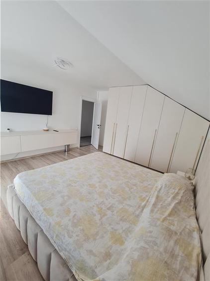 Casă individuală cu 4 camere cu Teren 300 Mp în Hărman