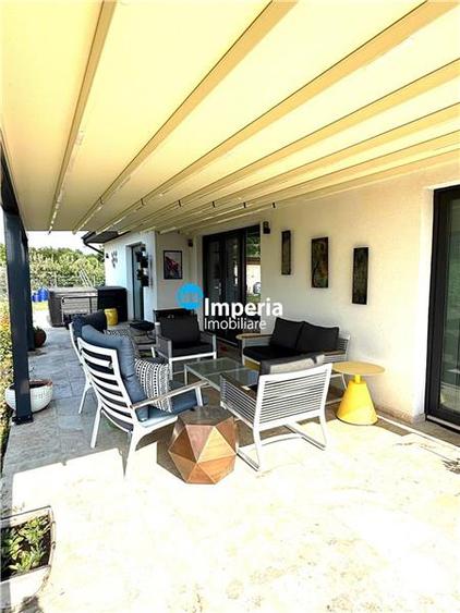 Casă cu 4 camere cu Teren 2165 Mp în Miroslava