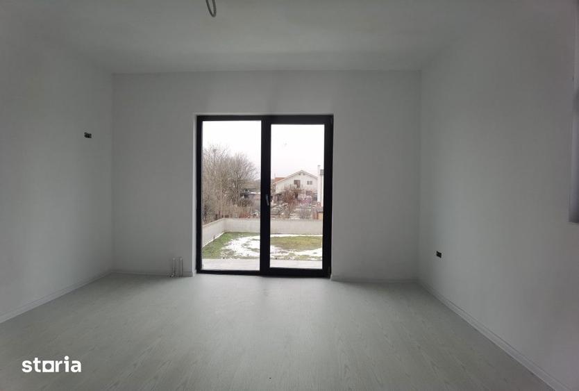 Casă cu 4 camere cu Teren 315 Mp în Valu lui Traian