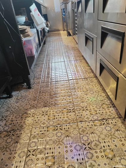 Spațiu comercial, de 72 mp, în Central