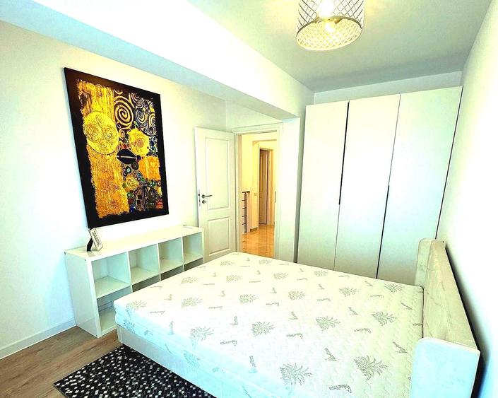 Apartament cu 3 camere decomandat, mobilat în Progresul