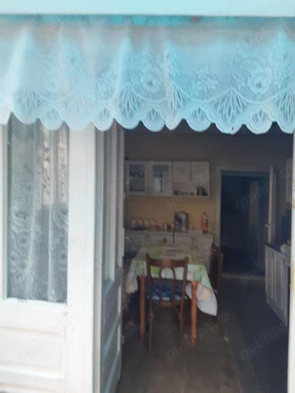 Casă cu 5 camere cu Teren 2700 Mp în Ineu