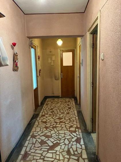 Apartament cu 2 camere decomandat în Crângași