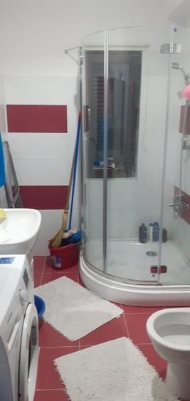 Apartament cu 2 camere decomandat, mobilat în Tomis Plus