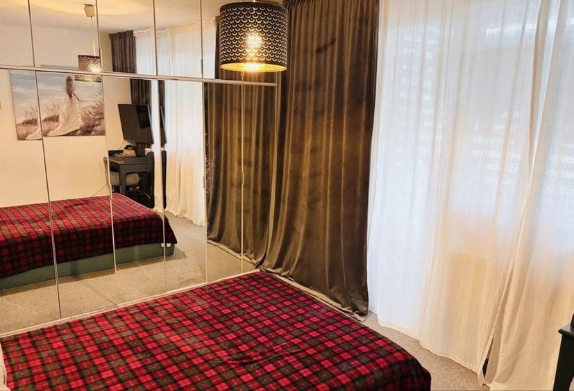 Apartament cu 3 camere în 1 Mai