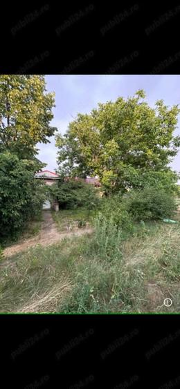 Casă cu 5 camere cu Teren 2000 Mp în Radomirești