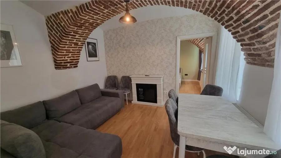 Apartament de 2 camere zona Centrul Istoric - 1