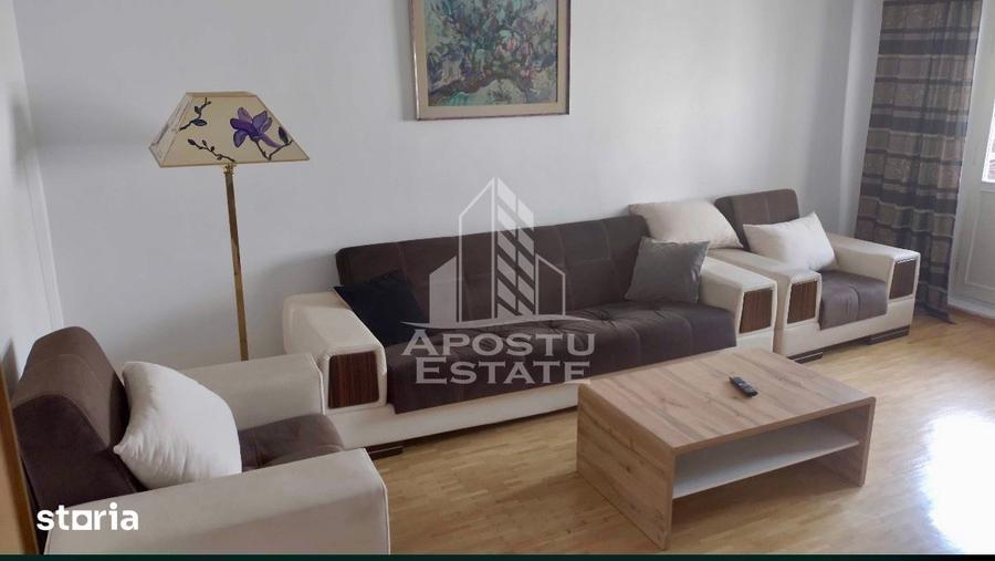 Apartament cu 3 camere în Torontalului