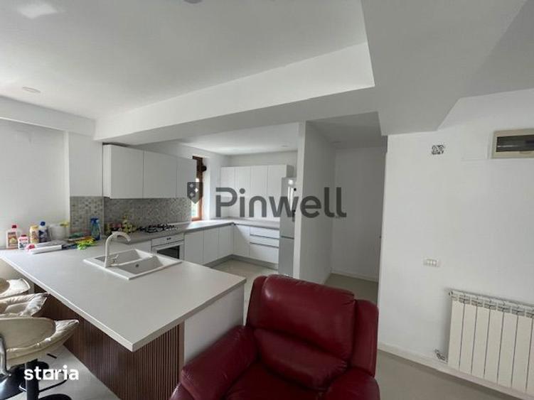 Casă cu 10 camere cu Teren 750 Mp în Băneasa