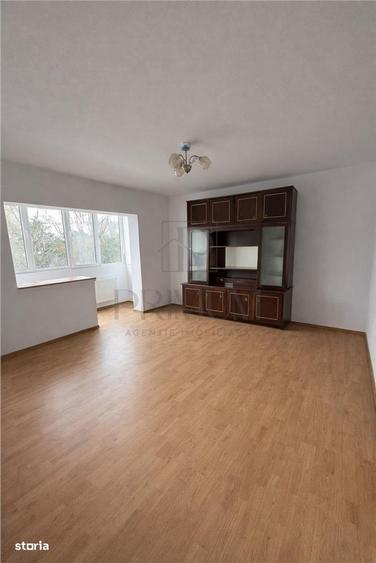 Apartament cu 3 camere decomandat, mobilat în Dorobanților